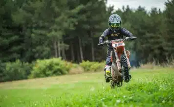 Avantages et dangers de la conduite de moto électrique pour les enfants Avantages et dangers de la conduite de moto électrique pour les enfants