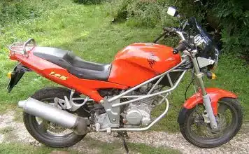 Comment apprendre à conduire une moto 125 ?