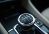 Vue rapprochee selecteur automatique de voiture moderne